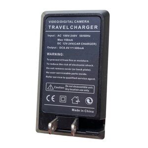 Video/Digital Camera Travel Charger Universal Input 100-240V Output 8.4V 500mA F